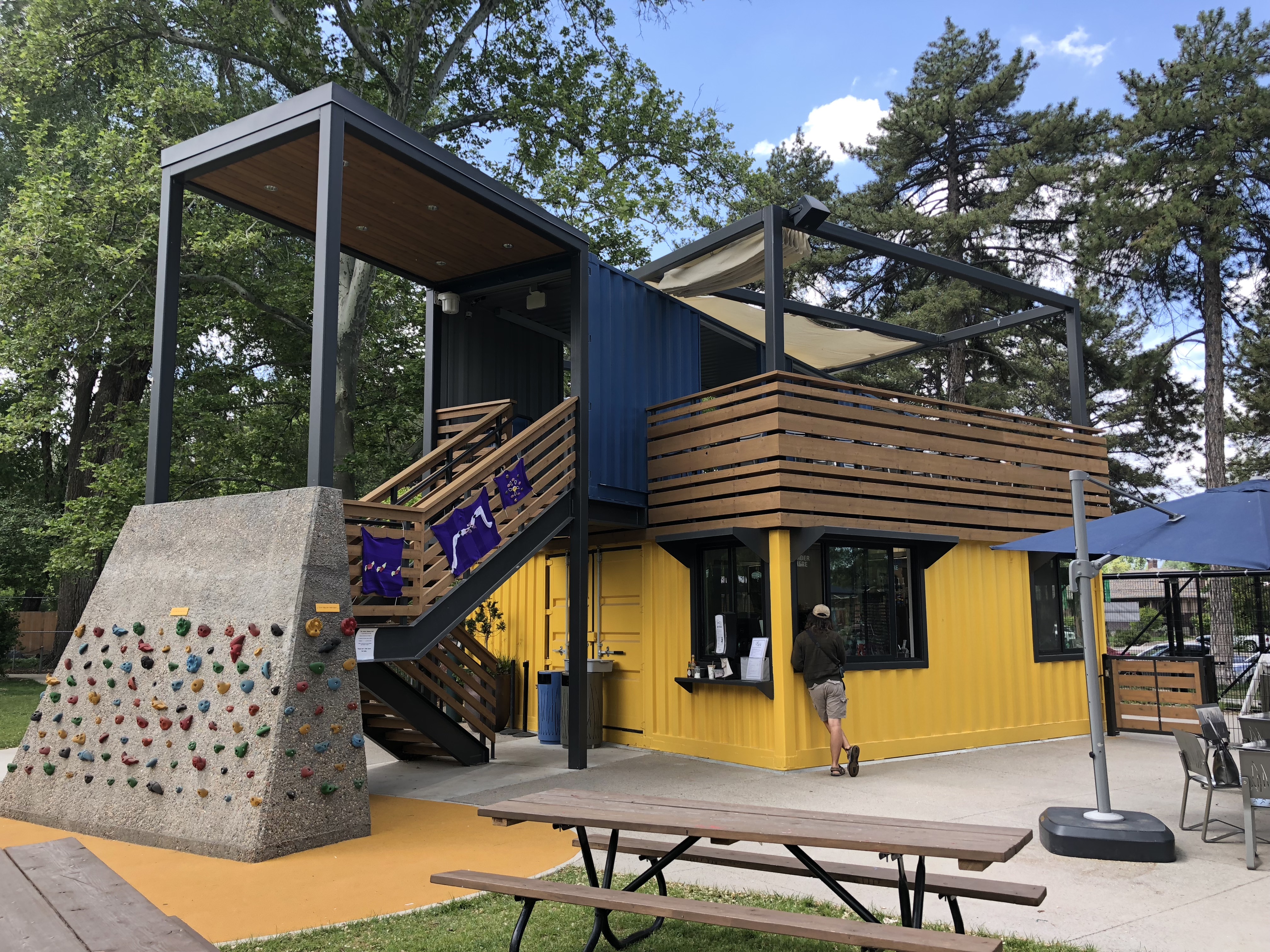 The Bird Feeder Cafe at Tracy Aviary